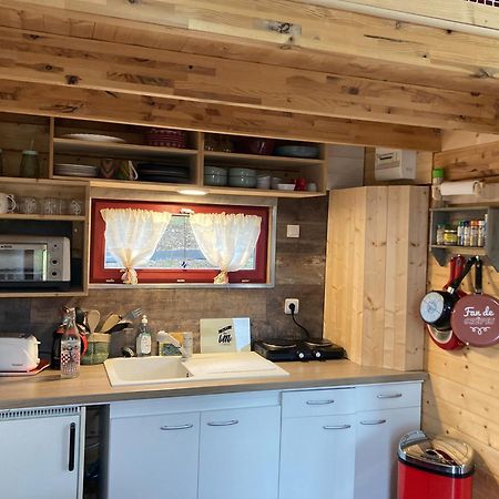 La P'Tite Maison Bois Du Herisson Menetrux-en-Joux Екстериор снимка