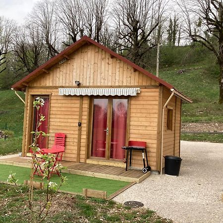 La P'Tite Maison Bois Du Herisson Menetrux-en-Joux Екстериор снимка