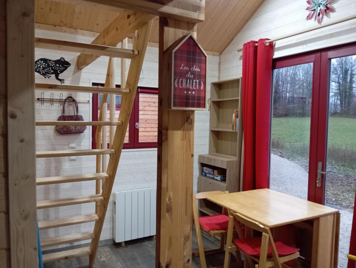 La P'Tite Maison Bois Du Herisson Menetrux-en-Joux Екстериор снимка