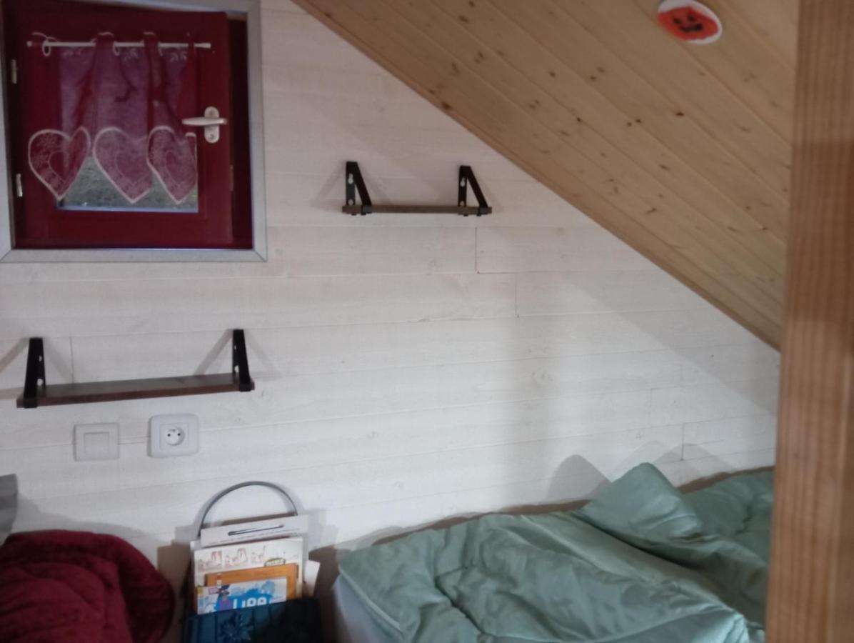 La P'Tite Maison Bois Du Herisson Menetrux-en-Joux Екстериор снимка